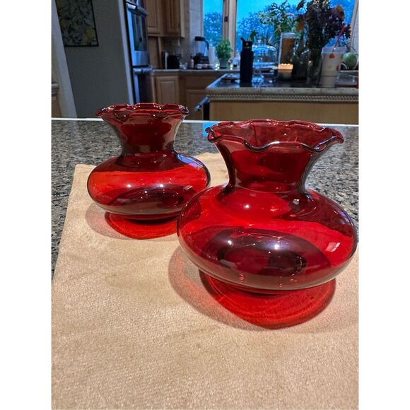 Vintage Anchor Hocking royal ruby crimped bud vases. Pair - Picture 1 of 7